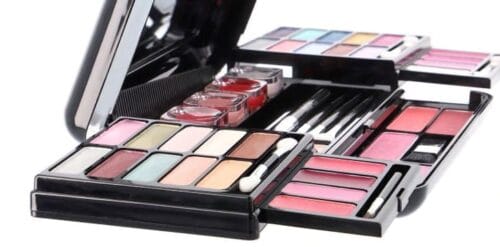 4-3.jpg Trusa de machiaj cu 51 piese "Classic Diva", farduri, luciuri de buze, iluminator, pudră și accesorii, Vegan, Zmile Cosmetics