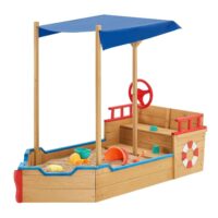 Nisipitor Captain Pit - Barcă pirat din lemn | Juskys | Nisipitor cu design jucăuș de pirați, cu acoperiș și foaie de podea
