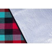 Material carouri colorate și suprafață albă texturată
